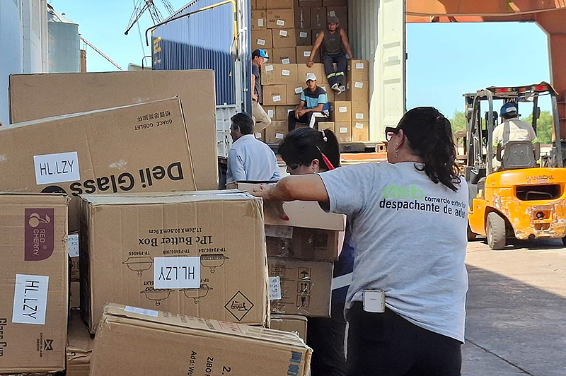 Puerto de Barranqueras: continúa el arribo de importantes cargas para Pymes chaqueñas Puerto de Barranqueras: continúa el arribo de importantes cargas para Pymes chaqueñas