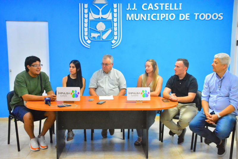 En Castelli, lanzaron la segunda edición del Desfile “Moda Autor” En Castelli, lanzaron la segunda edición del Desfile “Moda Autor”