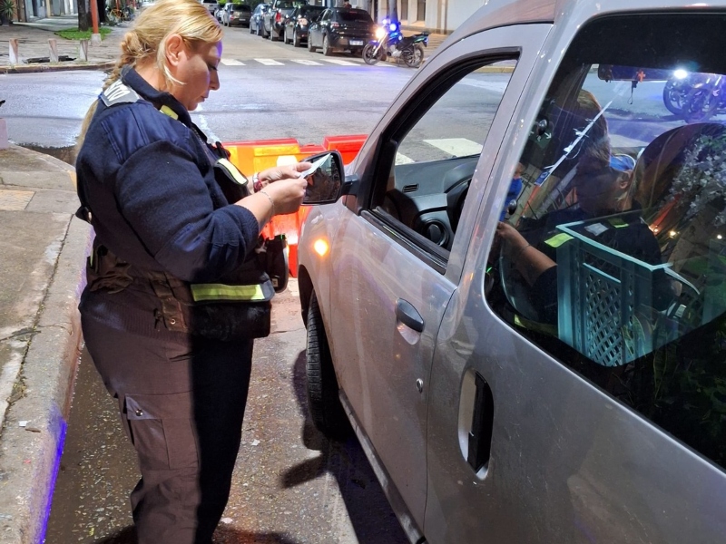 Secuestraron 24 vehículos y detectaron 13 casos de alcoholemia positiva en Resistencia Secuestraron 24 vehículos y detectaron 13 casos de alcoholemia positiva en Resistencia
