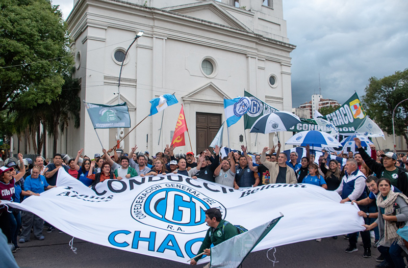 Reforma laboral: la CGT Chaco se moviliza y exige a funcionarios y legisladores “que no sean cómplices” Reforma laboral: la CGT Chaco se moviliza y exige a funcionarios y legisladores “que no sean cómplices”