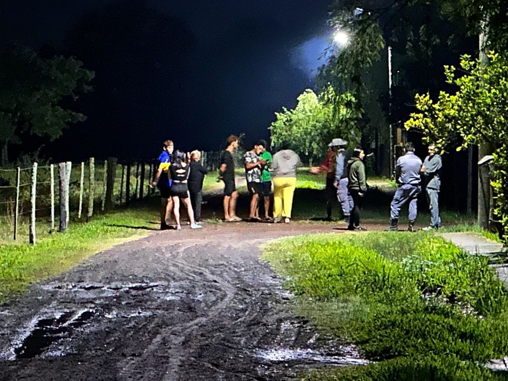 Vecinos de Laguna Blanca, en alerta por nuevos casos de envenenamiento intencional de animales