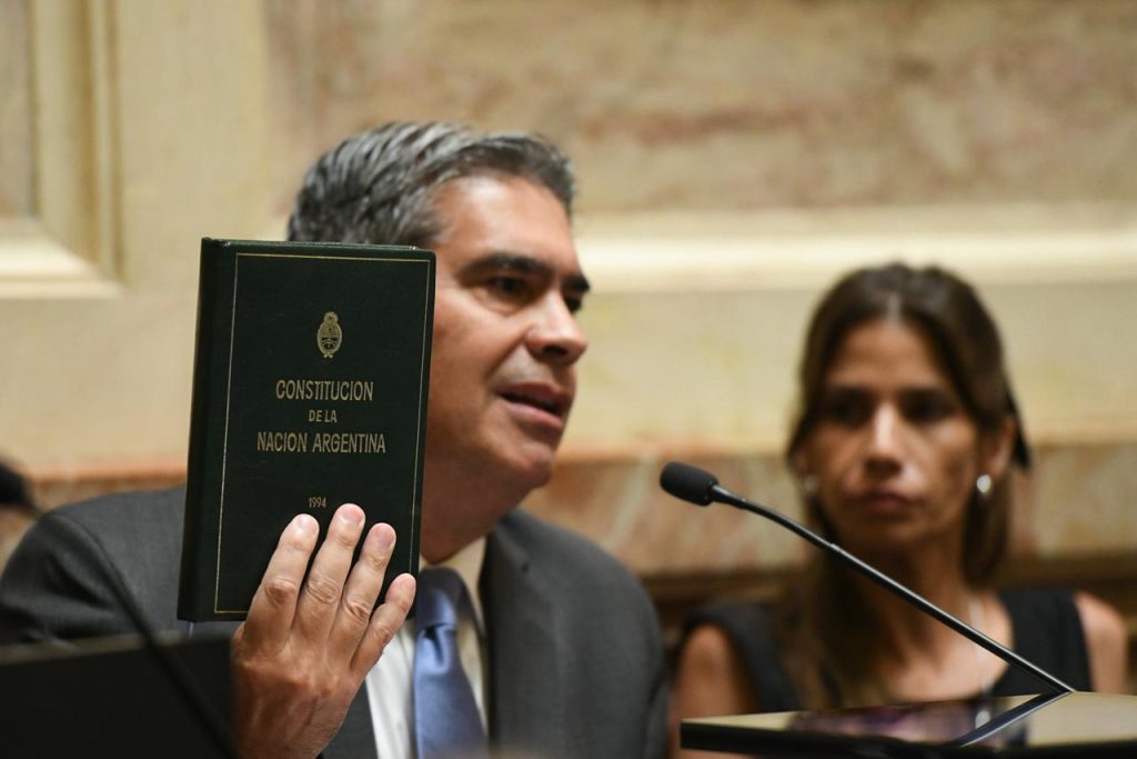 Capitanich intenta mediación con los gobernadores para que no rompan con el PJ en 2027 Capitanich intenta mediación con los gobernadores para que no rompan con el PJ en 2027