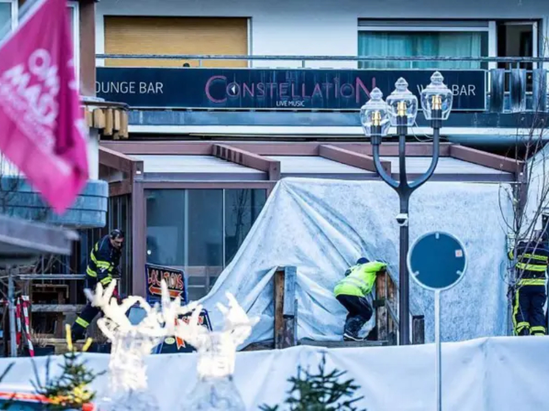 Al menos 40 muertos y más de 100 heridos tras un incendio en un bar en un centro turístico de esquí en Suiza Al menos 40 muertos y más de 100 heridos tras un incendio en un bar en un centro turístico de esquí en Suiza