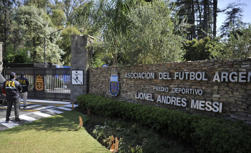 El BCRA inició un sumario contra la AFA: investiga movimientos por más de USD 240 millones El BCRA inició un sumario contra la AFA: investiga movimientos por más de USD 240 millones