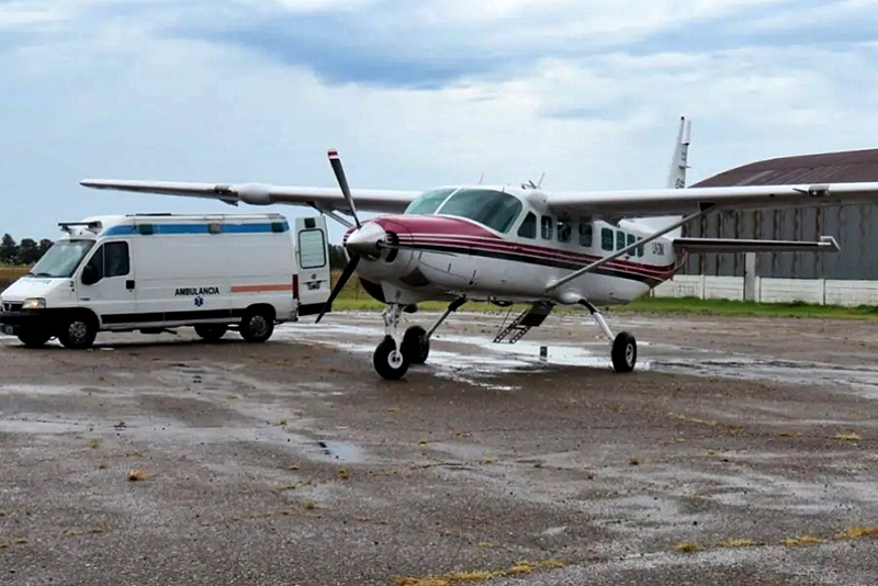 Avión sanitario con un niño de Corrientes debió aterrizar en Entre Ríos Avión sanitario con un niño de Corrientes debió aterrizar en Entre Ríos