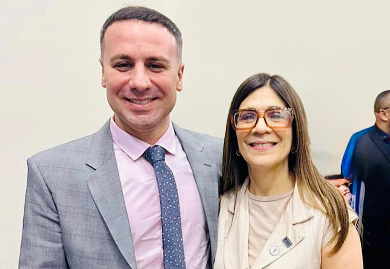 UNCAus: Oestmann celebró la designación de Sonia Seba como directora de la carrera de Abogacía UNCAus: Oestmann celebró la designación de Sonia Seba como directora de la carrera de Abogacía