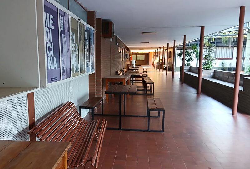 Protesta nacional: los no docentes paralizaron la Universidad Nacional del Nordeste Protesta nacional: los no docentes paralizaron la Universidad Nacional del Nordeste