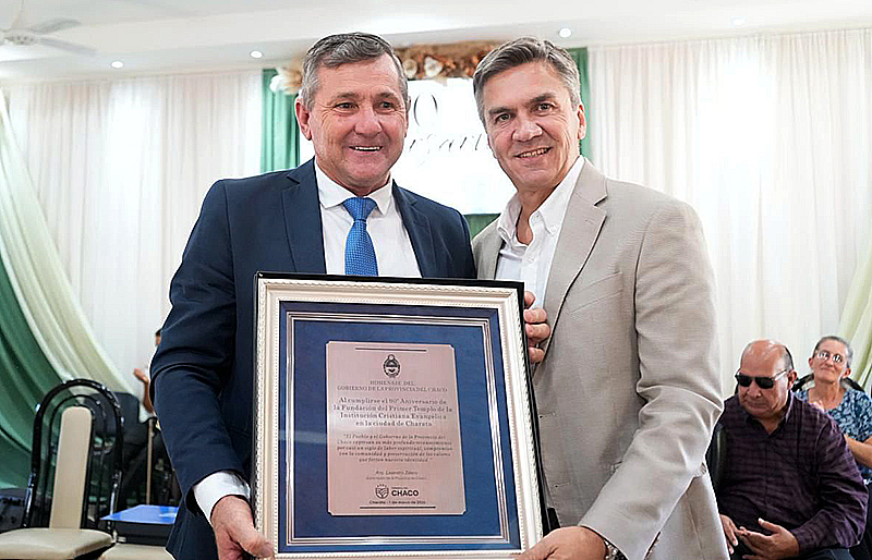 En Charata, el gobernador Zdero acompañó el 90° aniversario de la Iglesia Evangélica en Pampa Sommer En Charata, el gobernador Zdero acompañó el 90° aniversario de la Iglesia Evangélica en Pampa Sommer