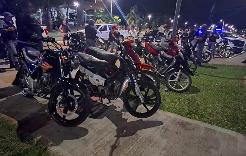 En otro operativo anti “wileros” secuestraron 16 motocicletas durante los controles preventivos En otro operativo anti “wileros” secuestraron 16 motocicletas durante los controles preventivos