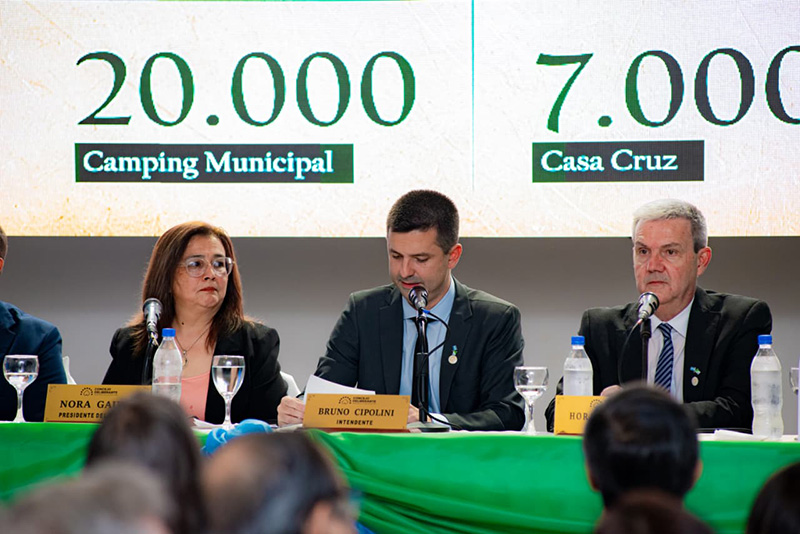 El intendente Cipolini dio inicio al XXXI período de Sesiones Ordinarias del Concejo saenzpeñense El intendente Cipolini dio inicio al XXXI período de Sesiones Ordinarias del Concejo saenzpeñense